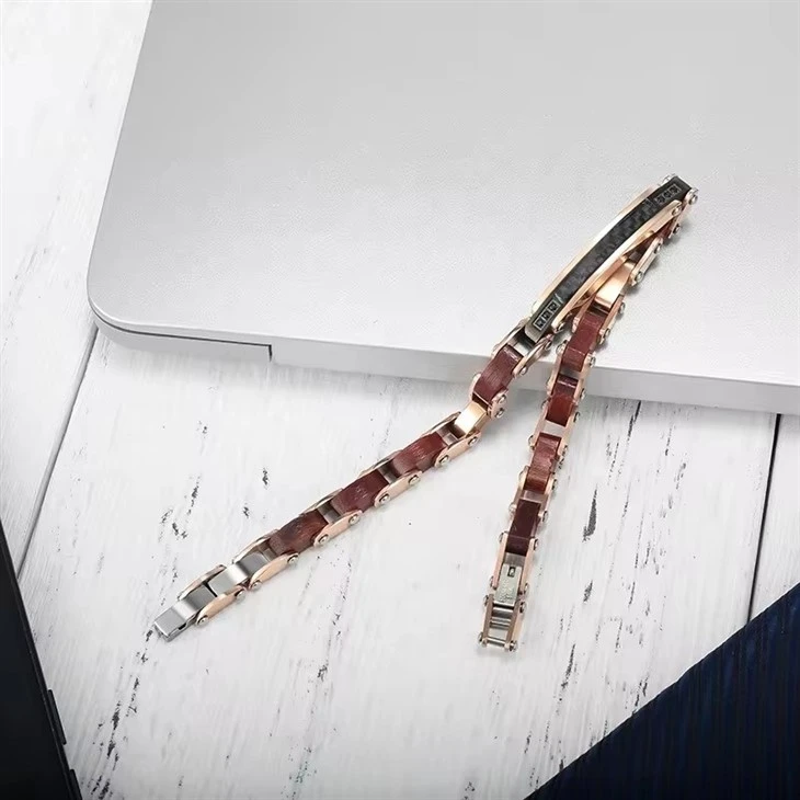 Luxury Carbon Fiber Bracelet Stainless Steel 18K Rose Gold Plated Bracelet