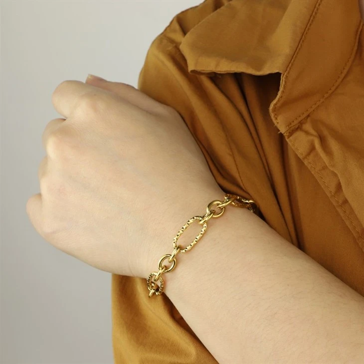 Gold Stainless Steel Interlink Bracelet high quality Gold Stainless Steel Interlink Bracelet high quality